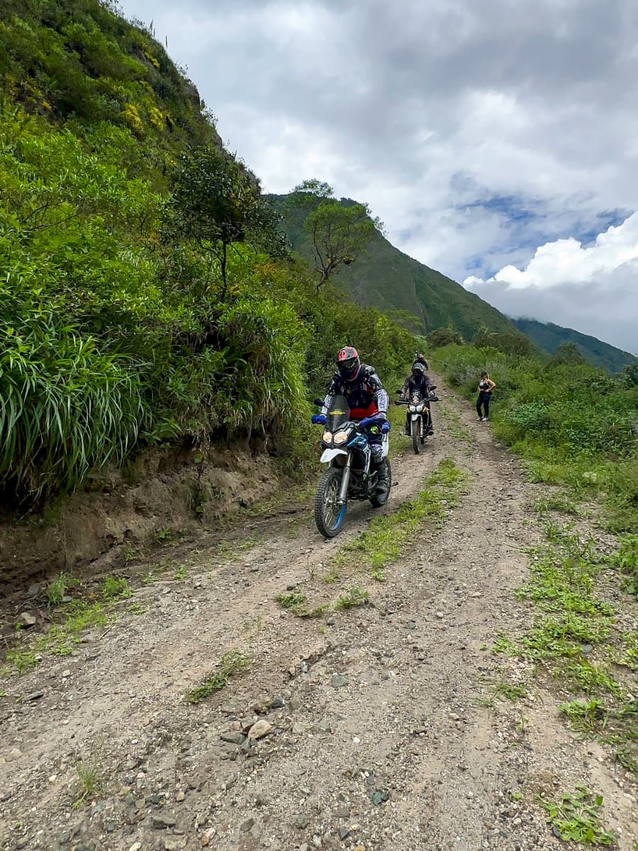 Motocross routes near the cloud forest