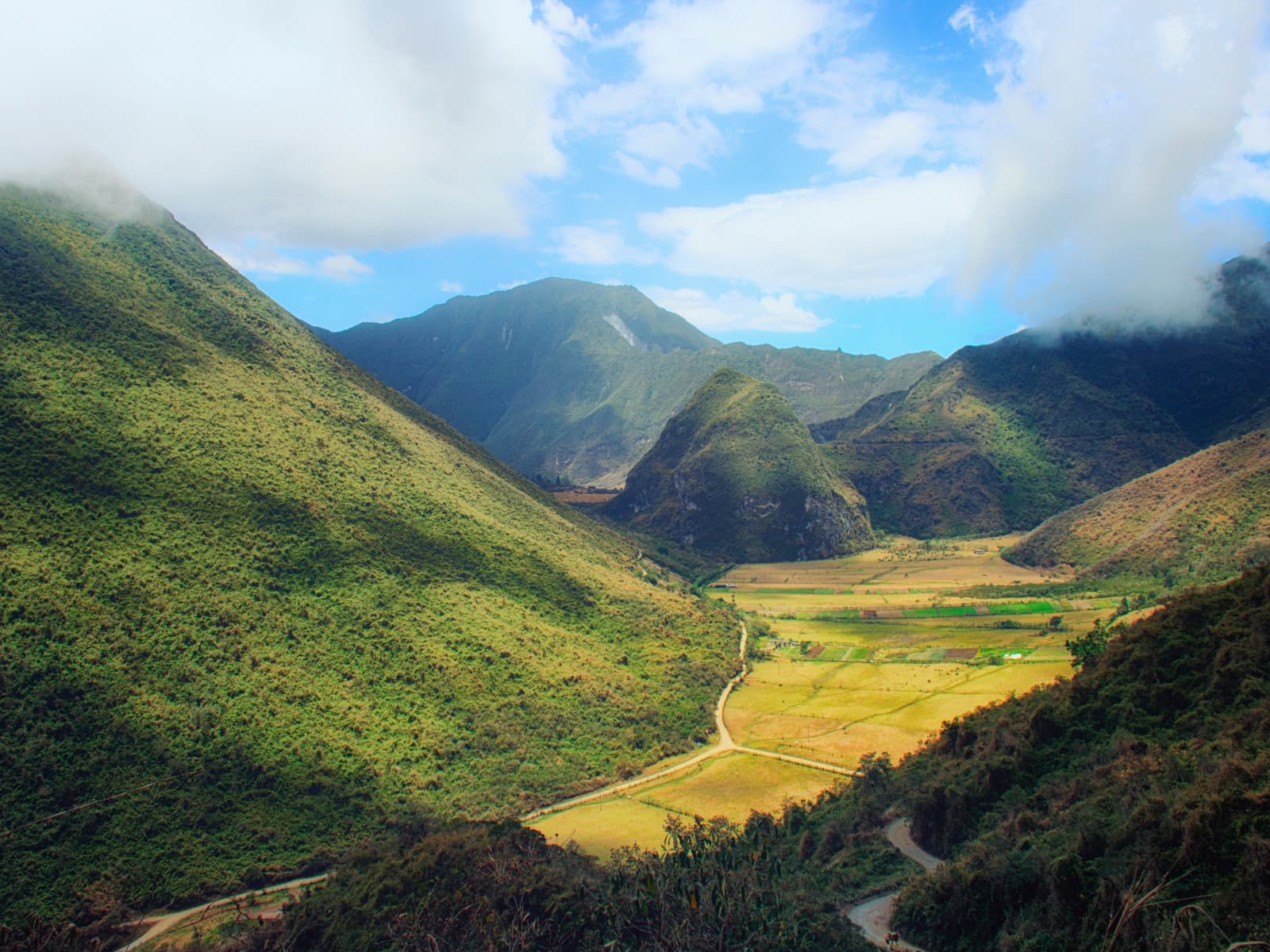 Misty rim at Pululahua