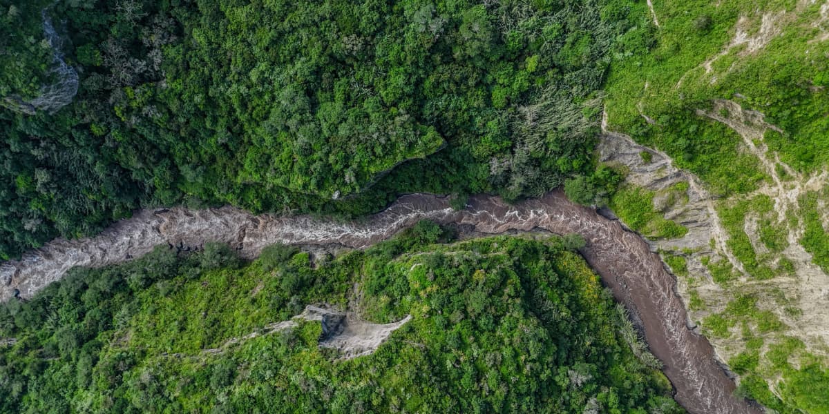 River valley landscape near the cloud forest
